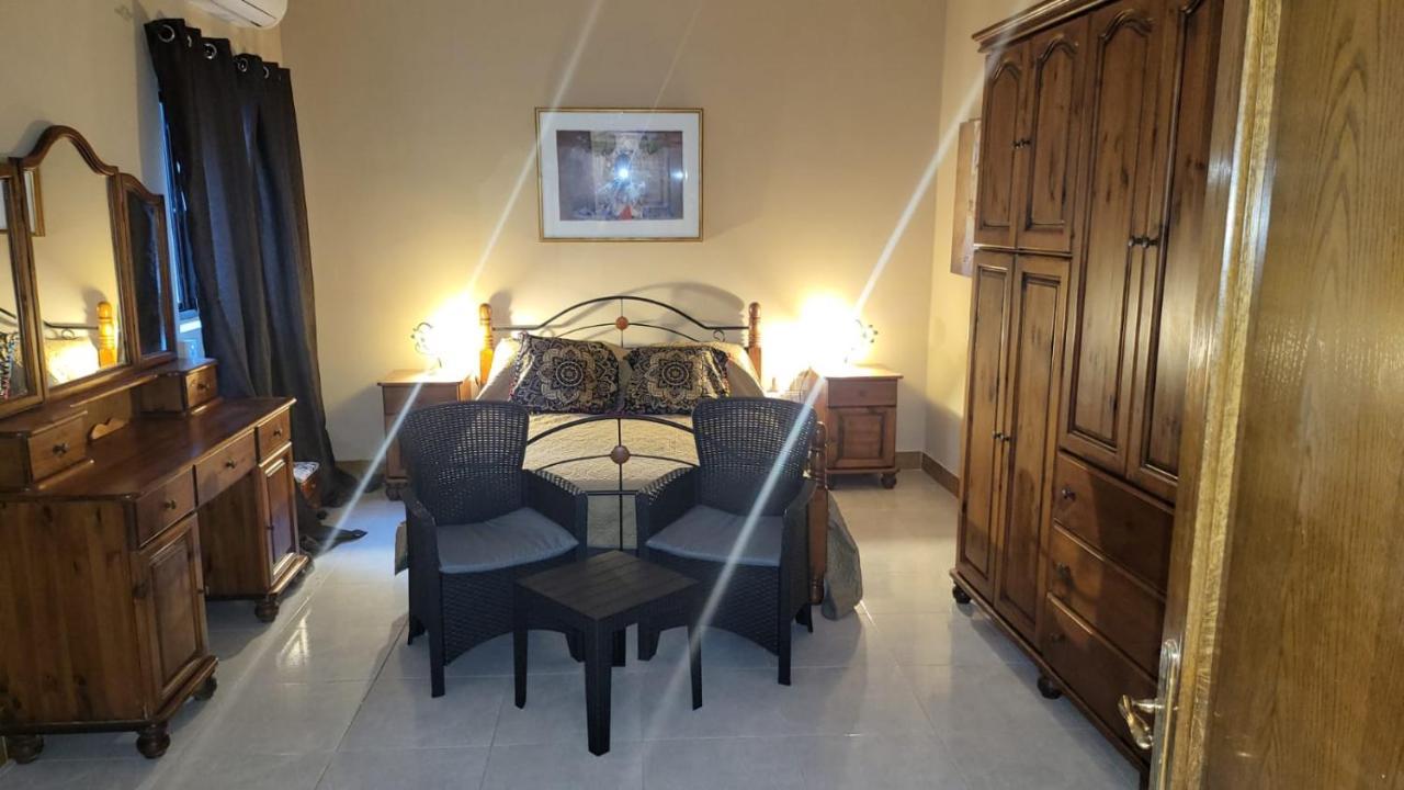 Lotus Apartment Hamrun Экстерьер фото