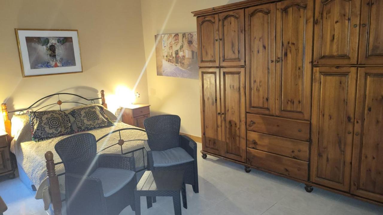 Lotus Apartment Hamrun Экстерьер фото