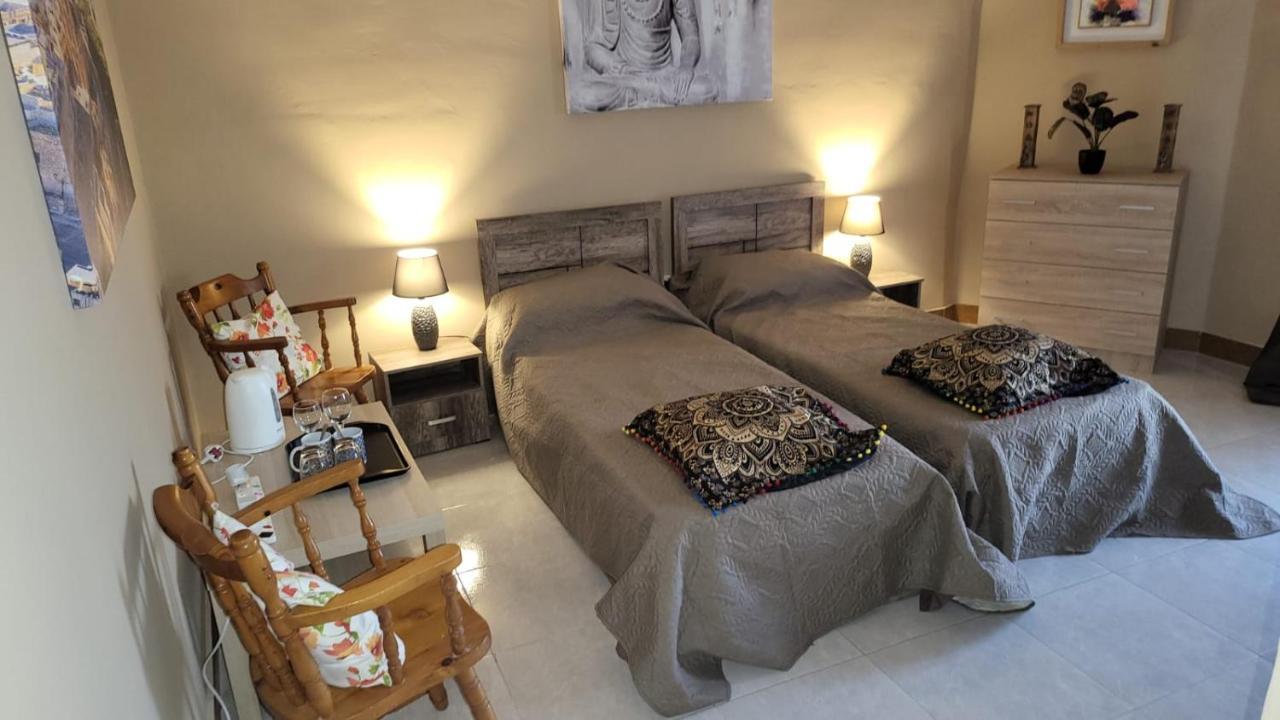 Lotus Apartment Hamrun Экстерьер фото